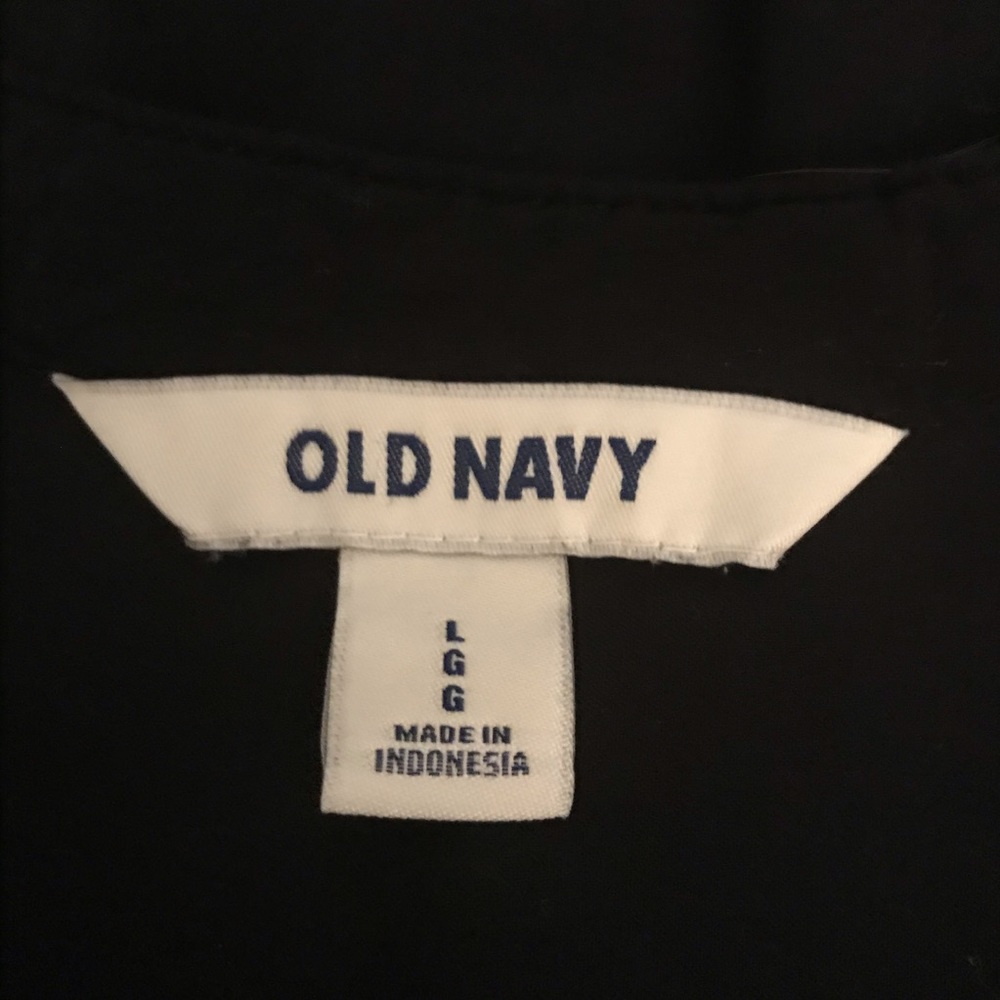Old Navy Black Sleeveless Top - Picture 2 of 3